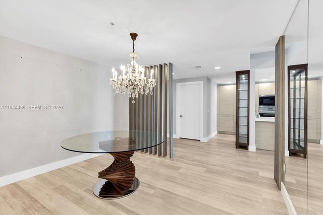 17301 Biscayne Boulevard 1106, North Miami Beach, FL 33160