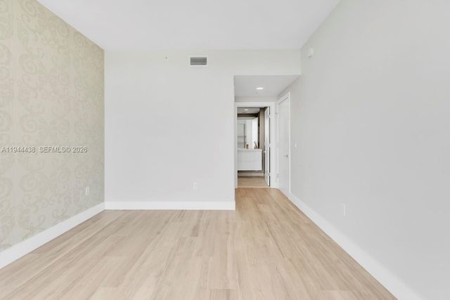 17301 Biscayne Boulevard 1106, North Miami Beach, FL 33160