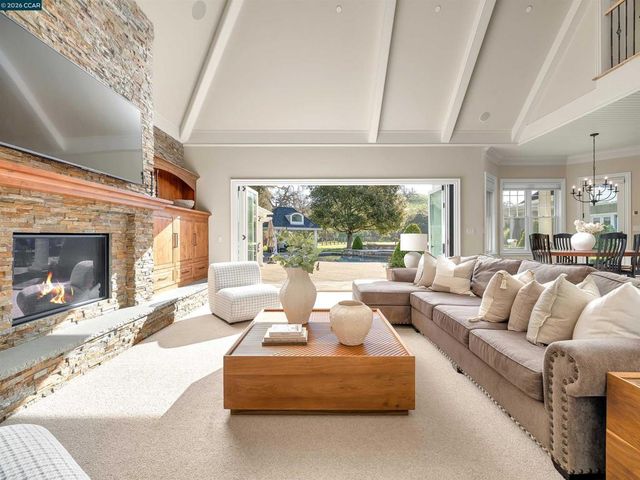 5401 Penny Ln, Danville, CA 94506