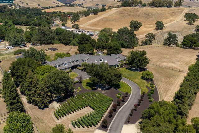 5401 Penny Ln, Danville, CA 94506