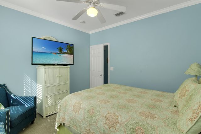 60 Fenwick Hall Allee Alley Apt 911, Johns Island, SC 29455