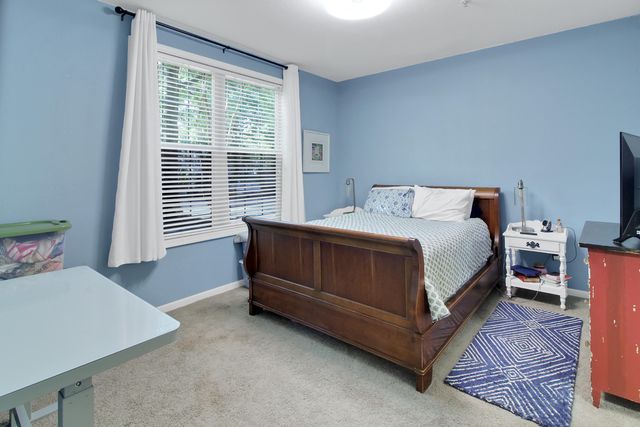 60 Fenwick Hall Allee Alley Apt 911, Johns Island, SC 29455