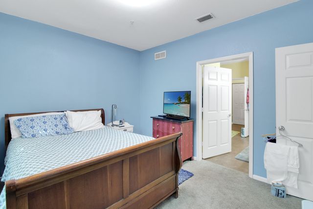 60 Fenwick Hall Allee Alley Apt 911, Johns Island, SC 29455