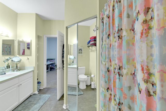 60 Fenwick Hall Allee Alley Apt 911, Johns Island, SC 29455