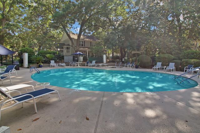 60 Fenwick Hall Allee Alley Apt 911, Johns Island, SC 29455