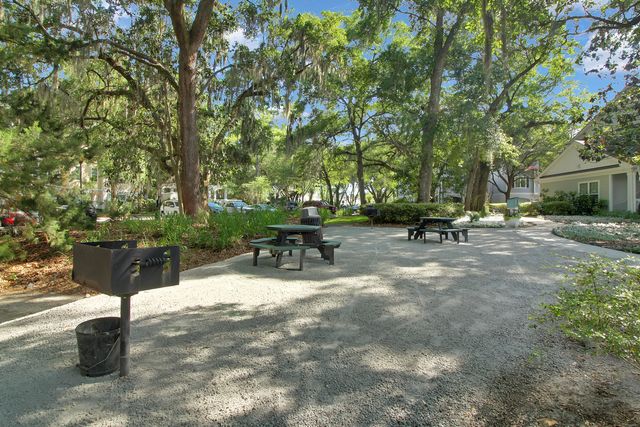 60 Fenwick Hall Allee Alley Apt 911, Johns Island, SC 29455