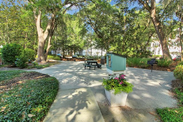 60 Fenwick Hall Allee Alley Apt 911, Johns Island, SC 29455