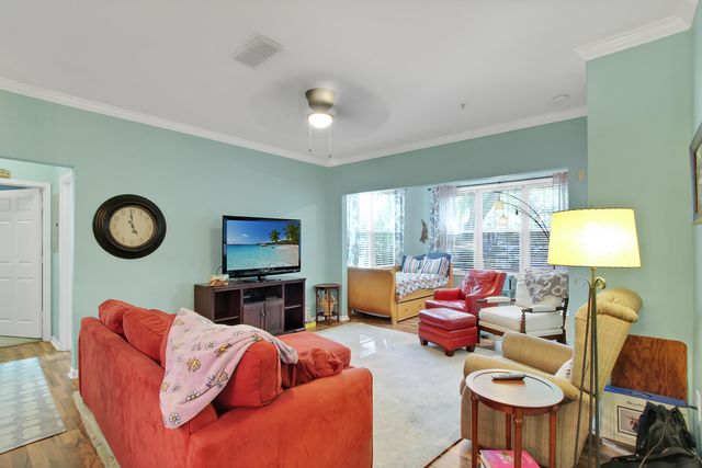 60 Fenwick Hall Allee Alley Apt 911, Johns Island, SC 29455
