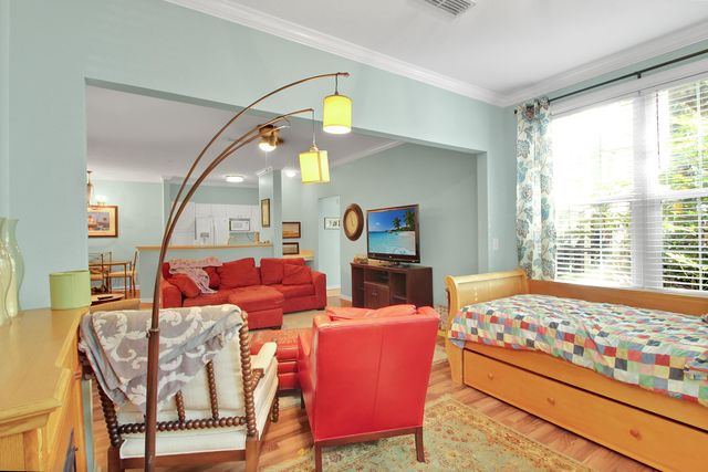 60 Fenwick Hall Allee Alley Apt 911, Johns Island, SC 29455