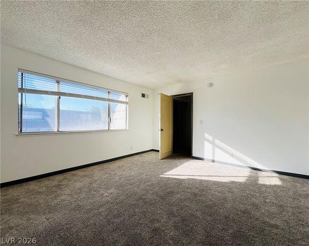 3744 Pilgrim Street A, Las Vegas, NV 89121