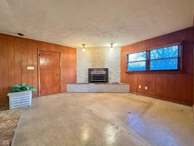 4724 Ashland Drive, Fort Wayne, IN 46835