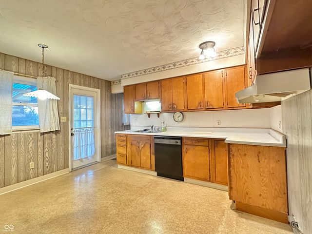 4724 Ashland Drive, Fort Wayne, IN 46835