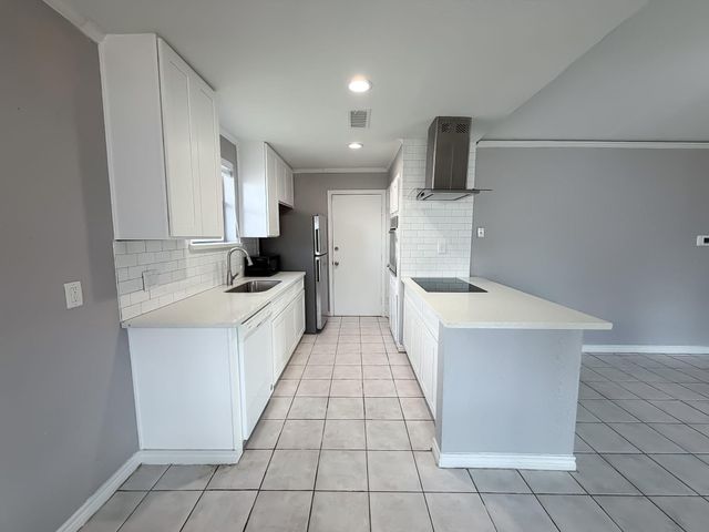 10815 Sagecrest Lane, Houston, TX 77089