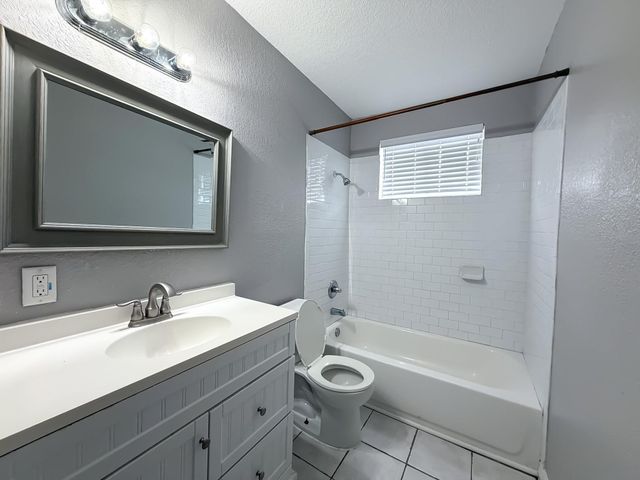 10815 Sagecrest Lane, Houston, TX 77089