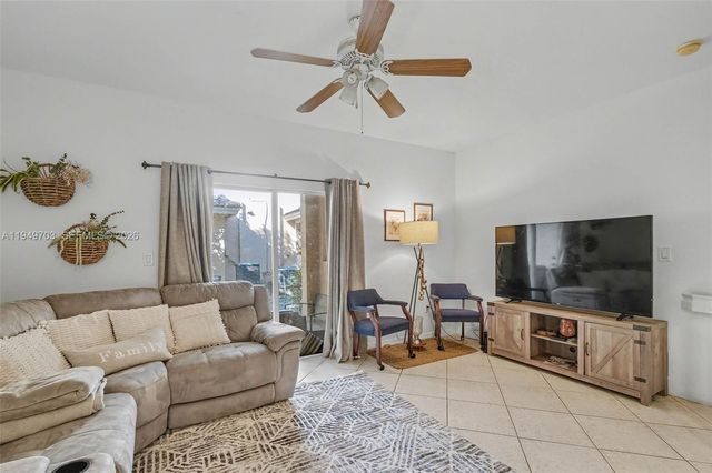 5719 NW 114th Ct 105, Doral, FL 33178