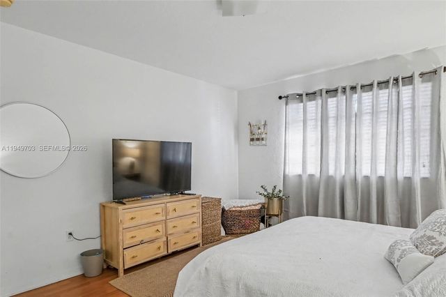 5719 NW 114th Ct 105, Doral, FL 33178