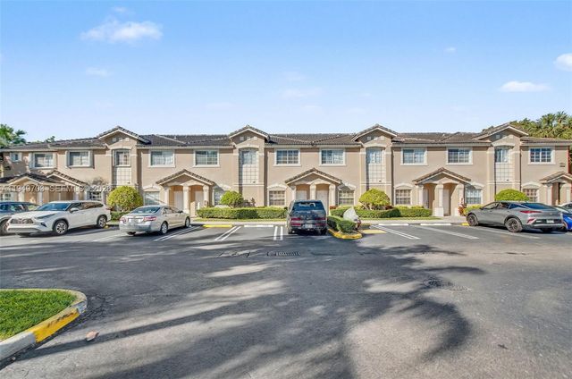 5719 NW 114th Ct 105, Doral, FL 33178