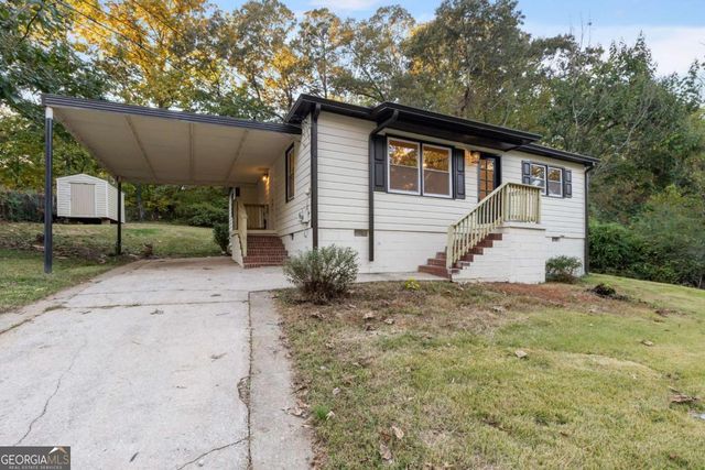 6048 BLACKHAWK Trail SE, Mableton, GA 30126