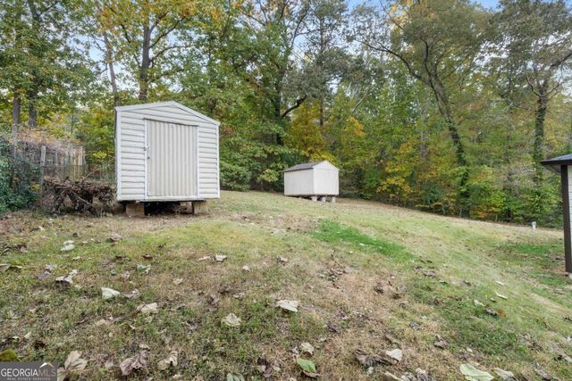 6048 BLACKHAWK Trail SE, Mableton, GA 30126