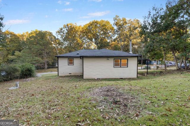 6048 BLACKHAWK Trail SE, Mableton, GA 30126