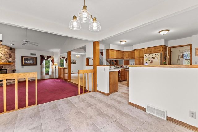 4039 Cypress LANE, Franklin, WI 53132