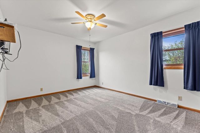 4039 Cypress LANE, Franklin, WI 53132