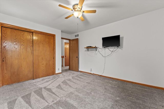 4039 Cypress LANE, Franklin, WI 53132