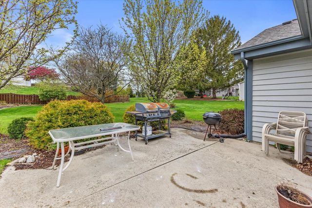 4039 Cypress LANE, Franklin, WI 53132