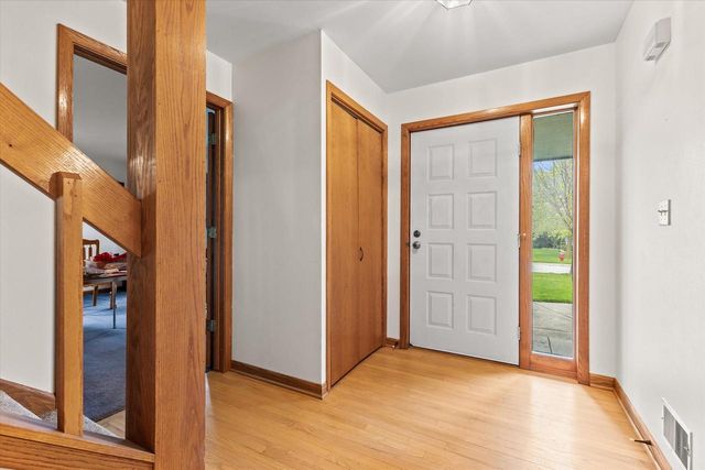 4039 Cypress LANE, Franklin, WI 53132