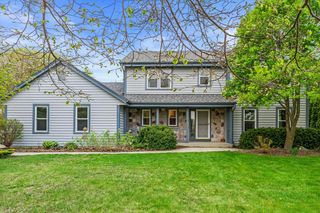 4039 Cypress LANE, Franklin, WI 53132
