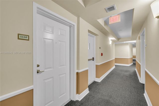 900 SW 8th St 1110, Miami, FL 33130