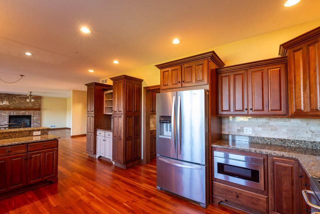 25812 91st STREET, Salem, WI 53168