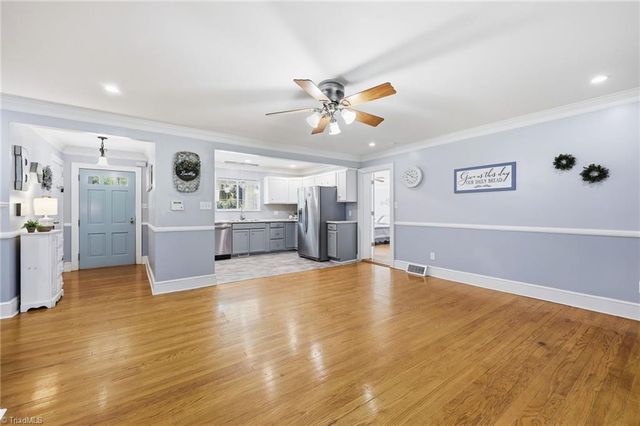 1811 Aims Avenue, Mount Airy, NC 27030