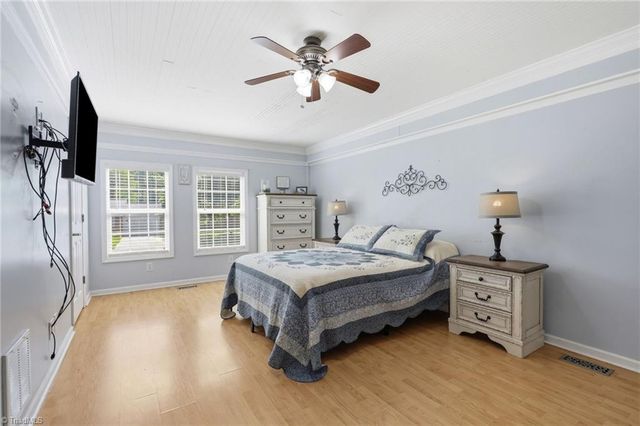 1811 Aims Avenue, Mount Airy, NC 27030