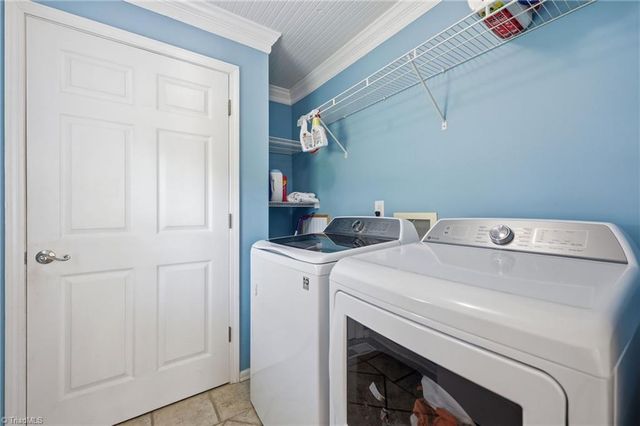 1811 Aims Avenue, Mount Airy, NC 27030