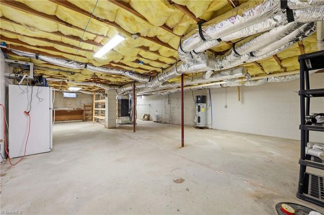 1811 Aims Avenue, Mount Airy, NC 27030