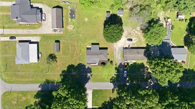 1811 Aims Avenue, Mount Airy, NC 27030