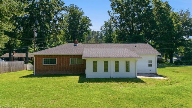 1811 Aims Avenue, Mount Airy, NC 27030