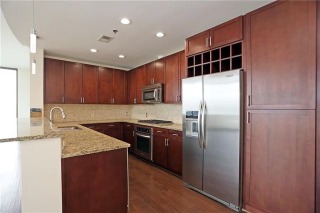 270 17th Street NW 2801, Atlanta, GA 30363