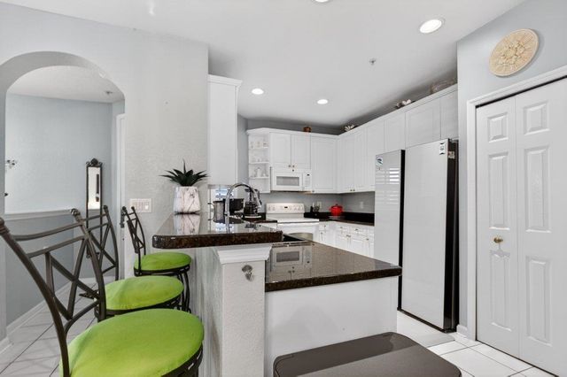 305 Via Castilla 104, St Augustine, FL 32095