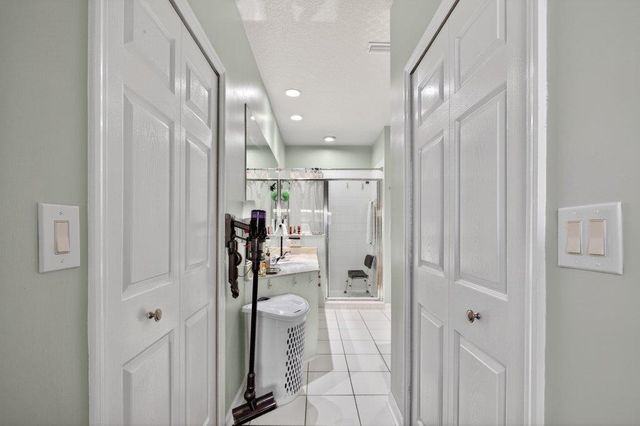 305 Via Castilla 104, St Augustine, FL 32095