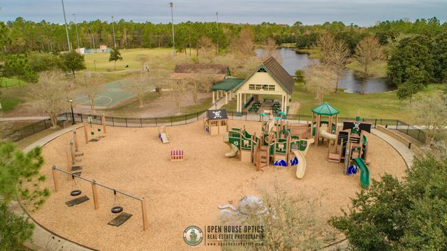 305 Via Castilla 104, St Augustine, FL 32095