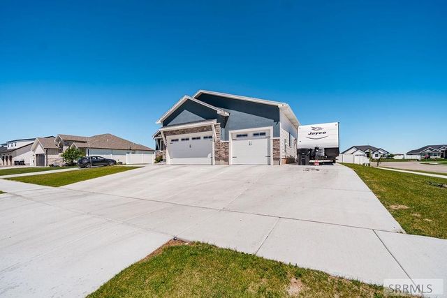 4839 Luxor Drive, Ammon, ID 83401