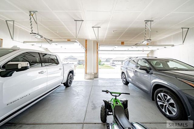 4839 Luxor Drive, Ammon, ID 83401