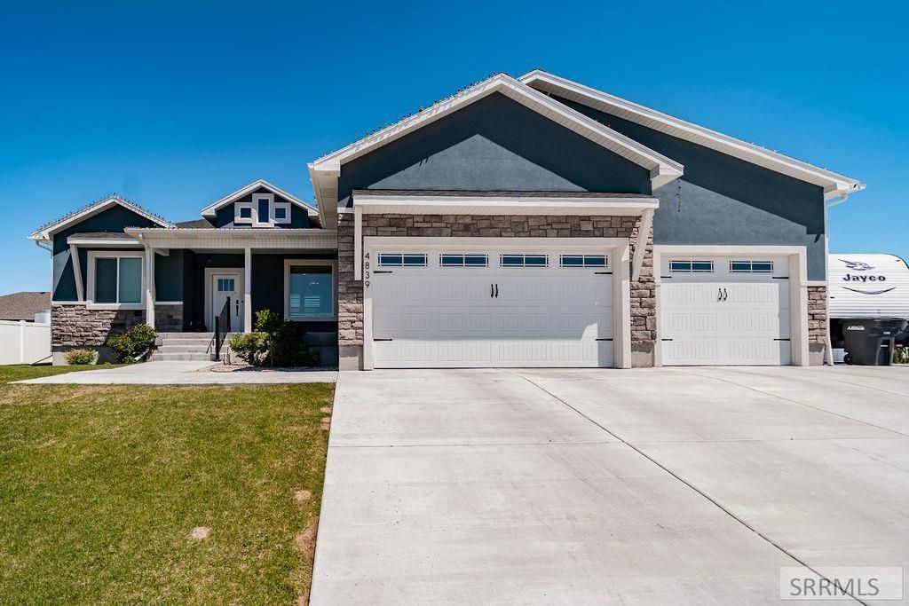 4839 Luxor Drive, Ammon, ID 83401