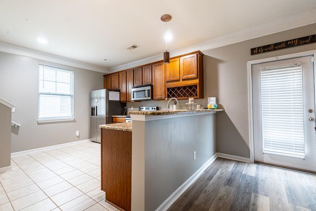 374 Sanctuary Park Drive, Summerville, SC 29483