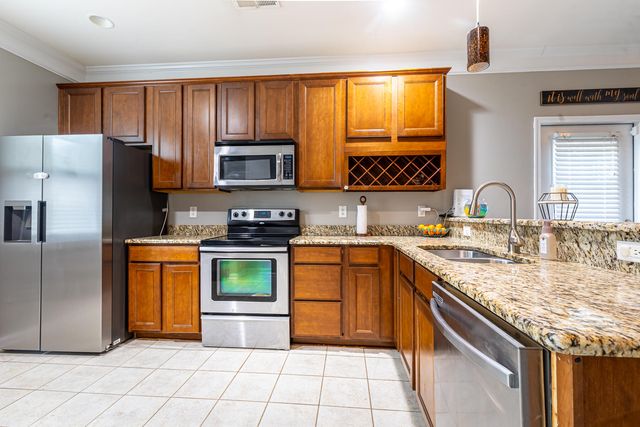 374 Sanctuary Park Drive, Summerville, SC 29483