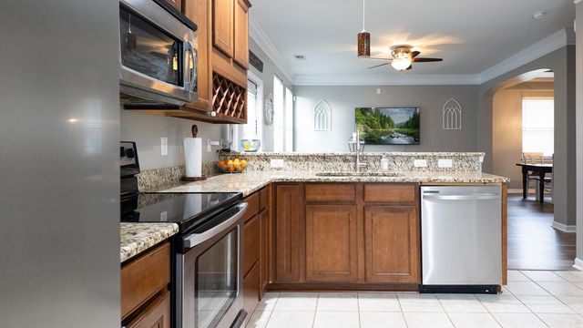 374 Sanctuary Park Drive, Summerville, SC 29483