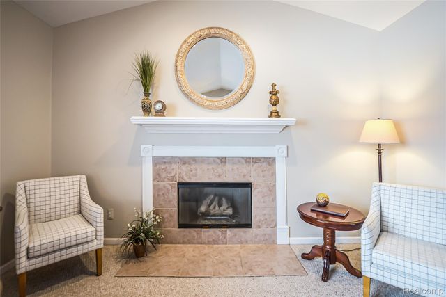 25886 Carriage Lane, Lyon Charter Township, MI 48178