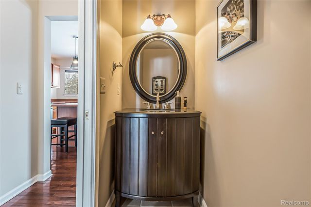 25886 Carriage Lane, Lyon Charter Township, MI 48178